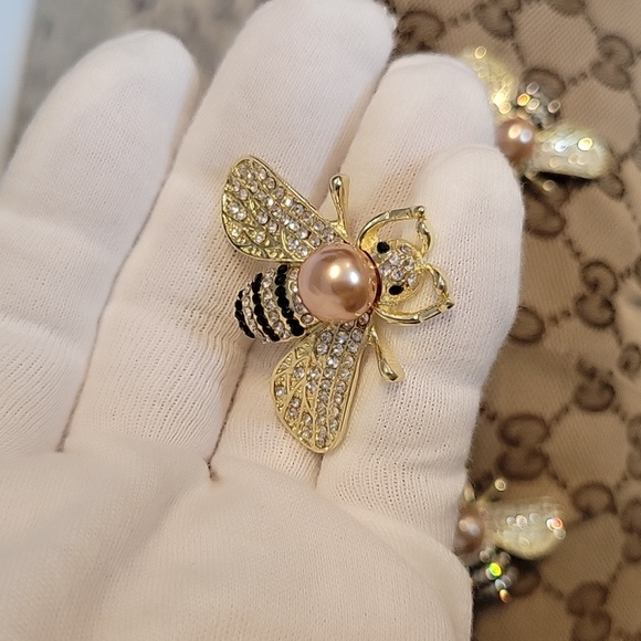 Bee pin bee brooch purse brooch gold pearl brooch pin - Picture 7 of 15